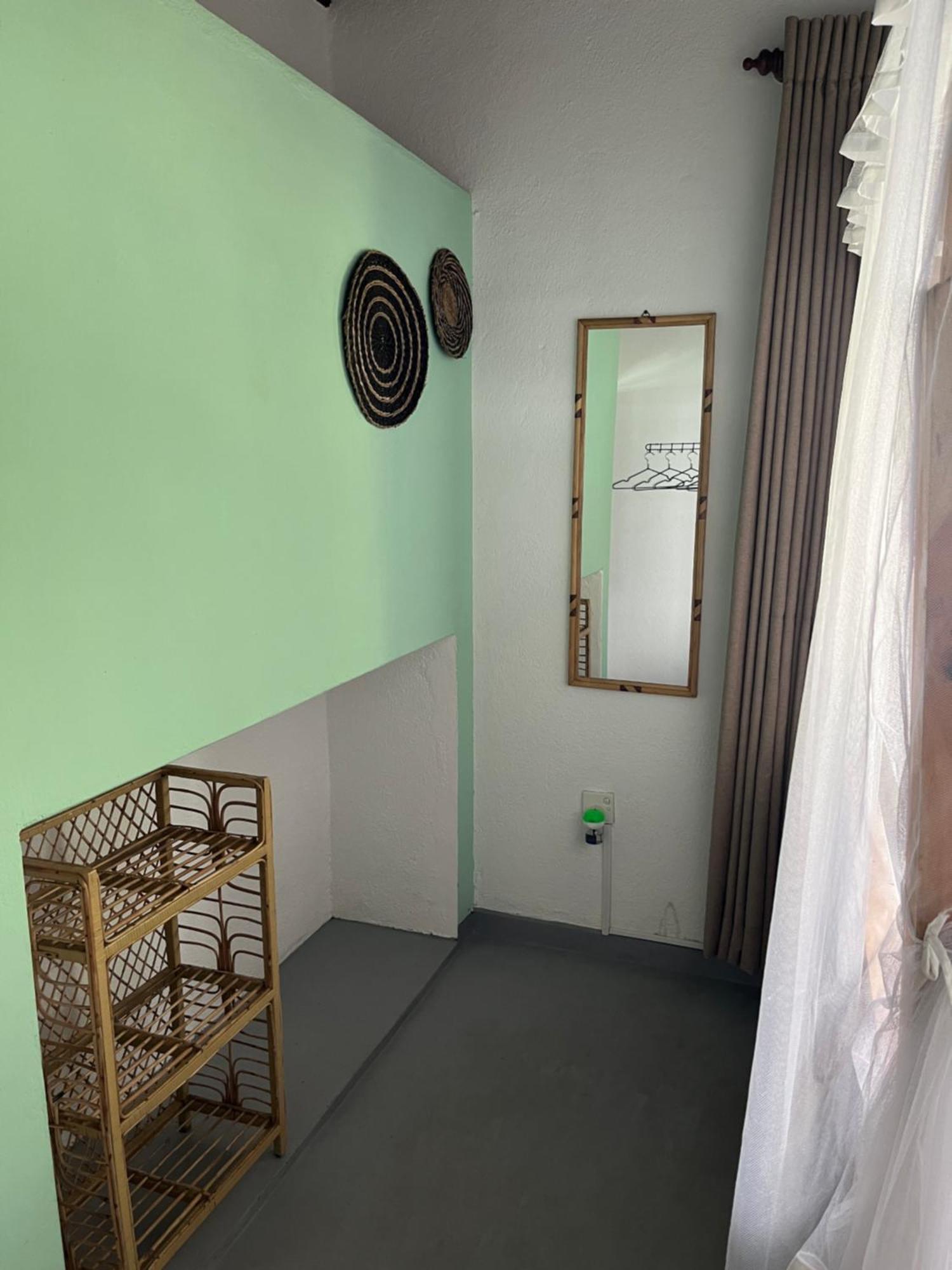 Just Another Guesthouse Polhena Luaran gambar